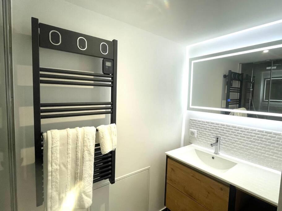 Apartament Grand T2 Rue Simeon Gouet Vienne  Zewnętrze zdjęcie
