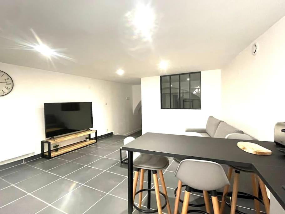 Apartament Grand T2 Rue Simeon Gouet Vienne  Zewnętrze zdjęcie