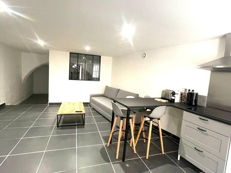 Apartament Grand T2 Rue Simeon Gouet Vienne  Zewnętrze zdjęcie